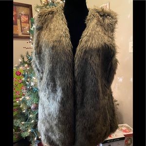 Faux Fur vest!